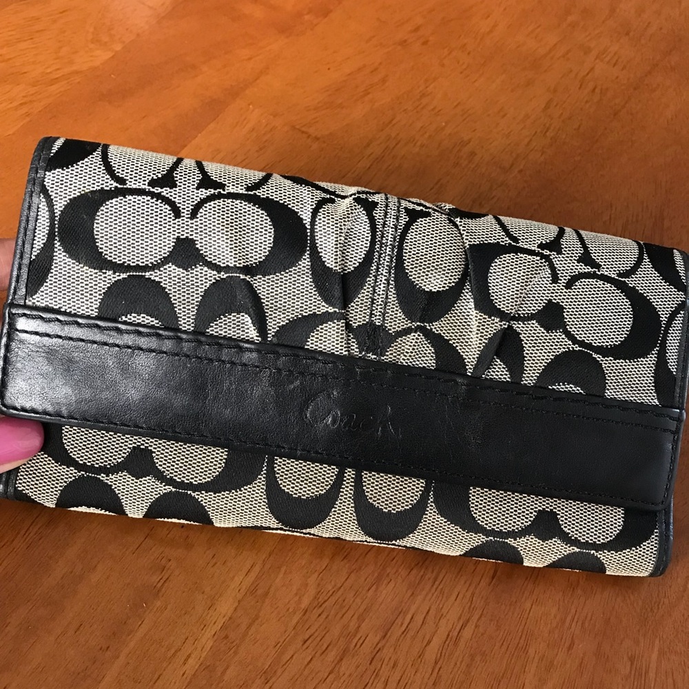 Authentic Coach wallet